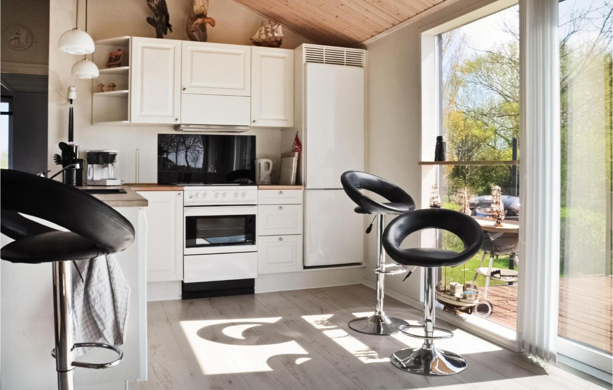 Cozy Home In Otterup With Kitchen Εξωτερικό φωτογραφία